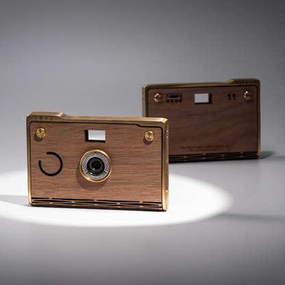 CROZ Camera with Frame