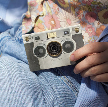 Paper Camera - Vintage (1953R)